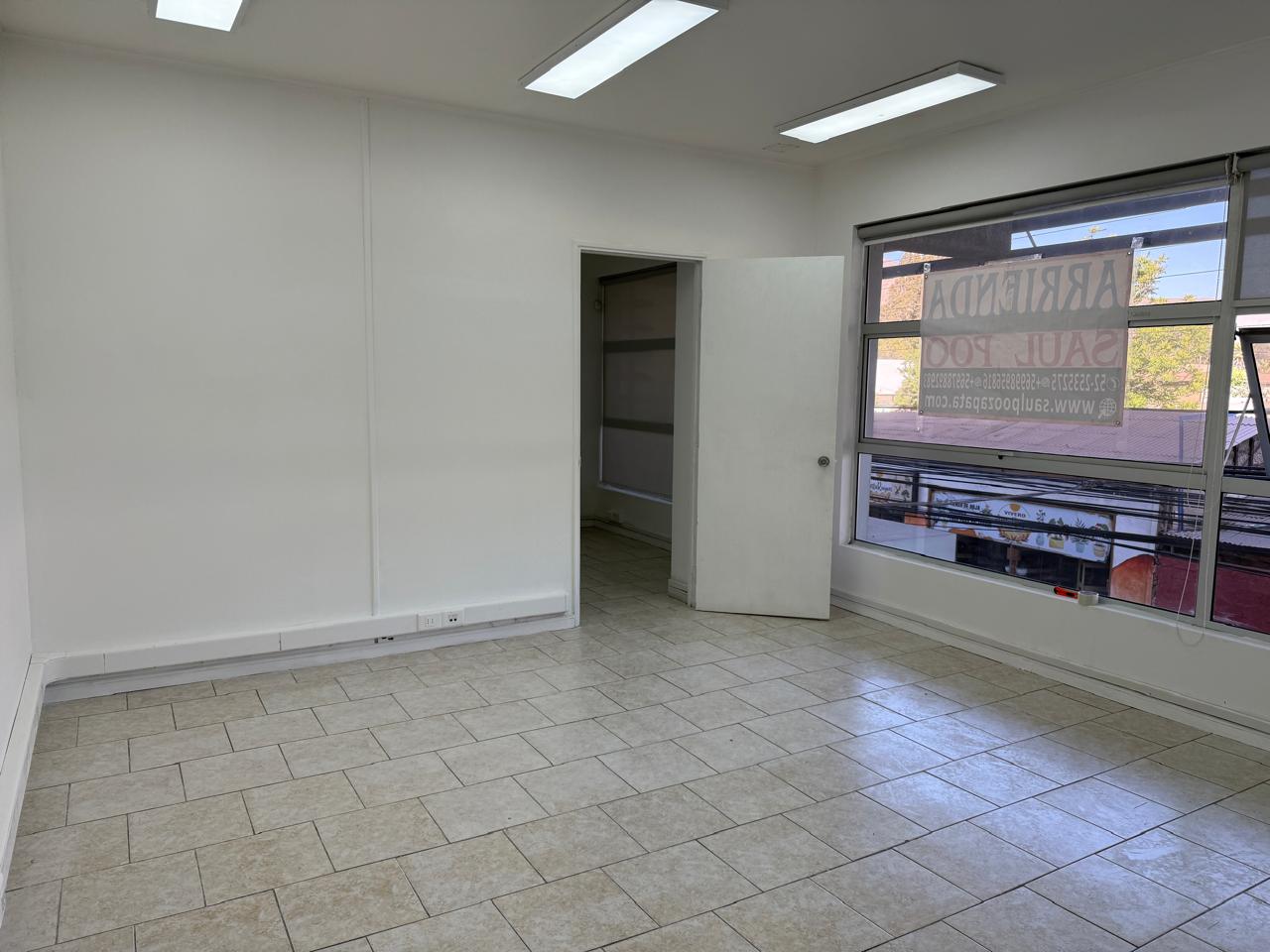 EDIFICIO DONA ISIDORA - OFICINA 2 PISO.-